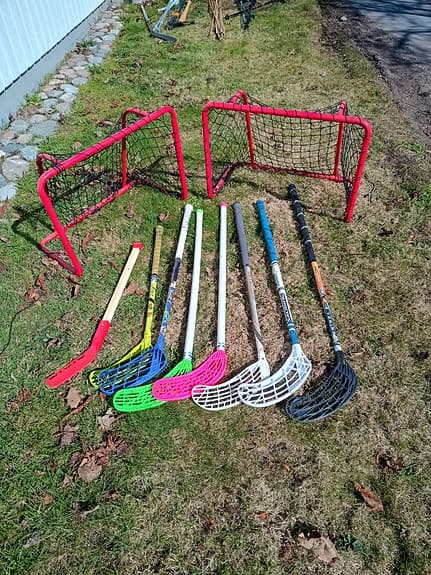 2 målburar med klubbor