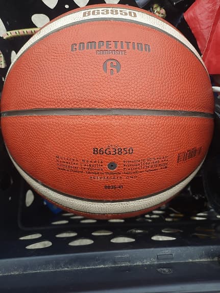 Molten BG3850 ST6 basketboll brun/vit