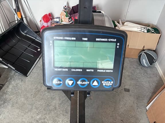 Roddmaskin med träningsdator svart