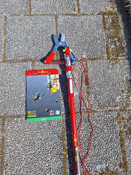 Wolf-Garten Grensax med justerbart  teleskopskaft upp till 4 meter
