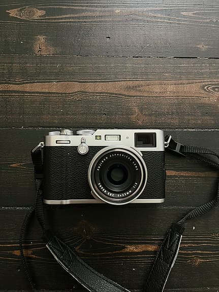 Fujifilm X100F + Pro Mist Filter och JJC Motljusskydd