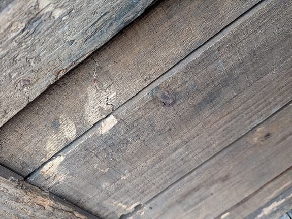 Gammal mjölk låda i trä- förvaring