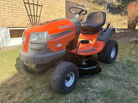 Husqvarna LT 151 Trädgårdstraktor/ åkgräsklippare