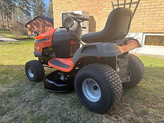Husqvarna LT 151 Trädgårdstraktor/ åkgräsklippare
