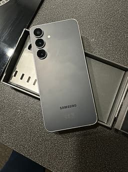 HELT NY Samsung S25 FE 128GB – Jet Black (oöppnad!) 🔥