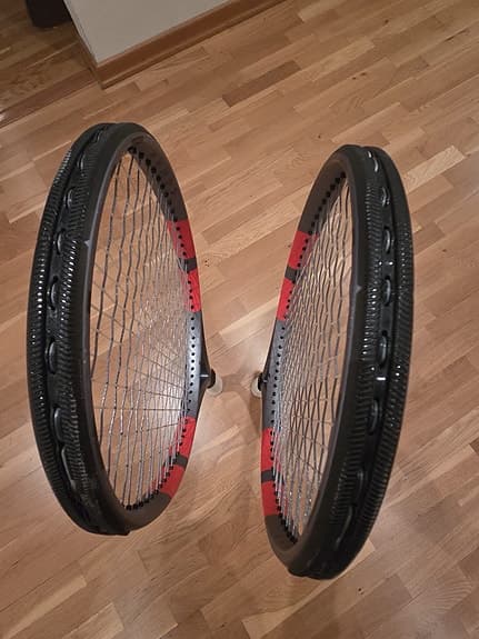 NY BABOLAT - CARBON Grey - Pure Strike 98” + Tennisväska