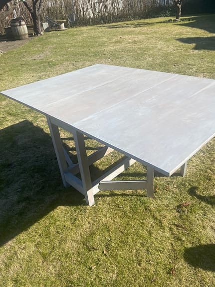 Gediget gammalt slagbord