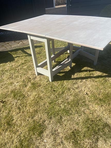 Gediget gammalt slagbord