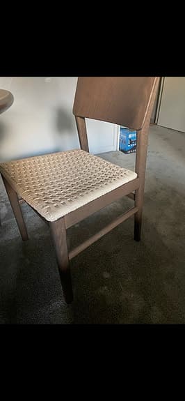 Matbord och stolar helt nytt