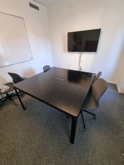 Ikea bekant konferensbord