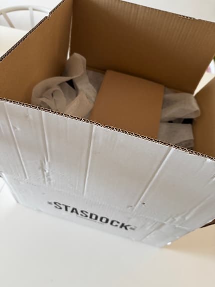 Helt ny Stasdock cykelväggfäste med hylla och hjulrem