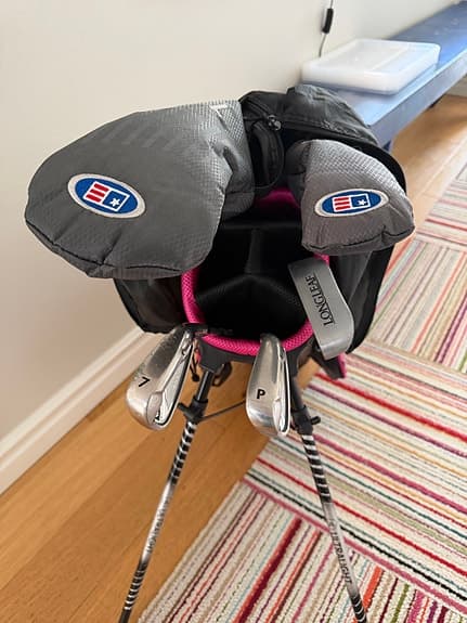 US Kids Golf UL51 junior golfset med bag svart/rosa