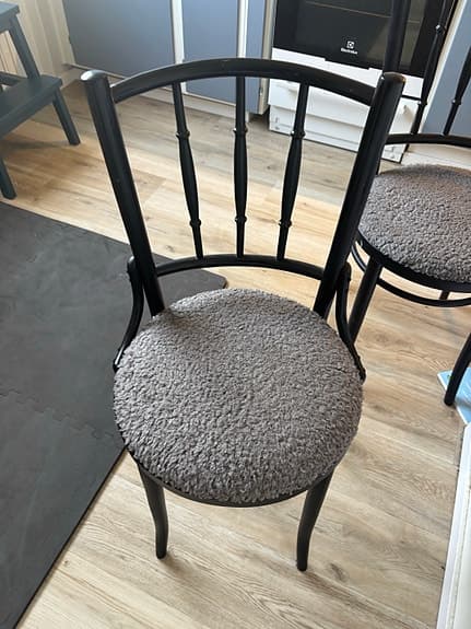 Två stolar