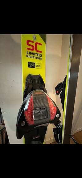 Fina Völkl Racetiger Limited SC 14, 163 cm.