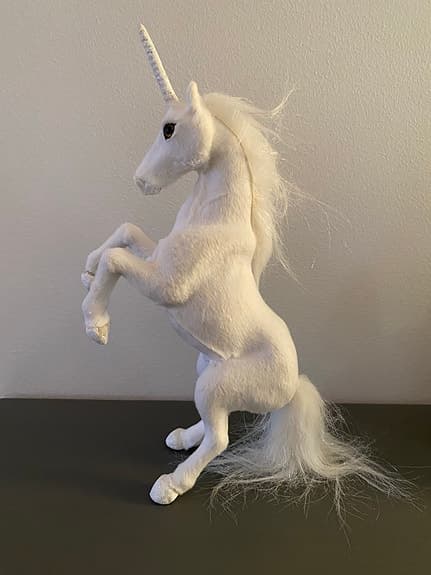 Enhörning vit höjd ca 29,5 cm