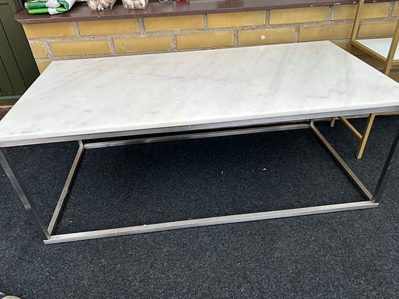 Avlastningsbord och soffbord