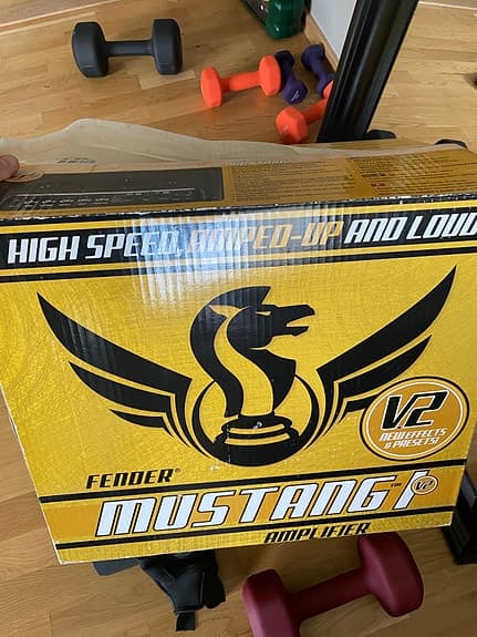 Fender Mustang I amplifier