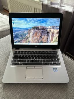 HP laptop 820 G3/Intel Core i5/8 GB DDR4/238 GB SSD