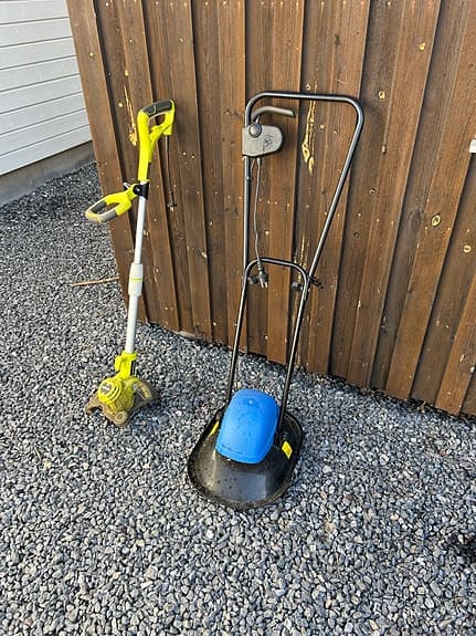 Trimmer och gräsklippare