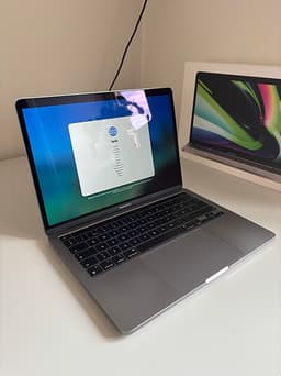 MacBook Pro M1 2020 Space Grey – 8GB / 256GB – Kartong & Kvitto