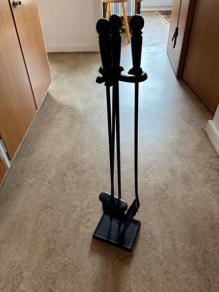 Eldstadsset i gjutjärn