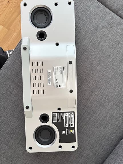 LG CM2760 mikrosystem med bluetooth och USB vit
