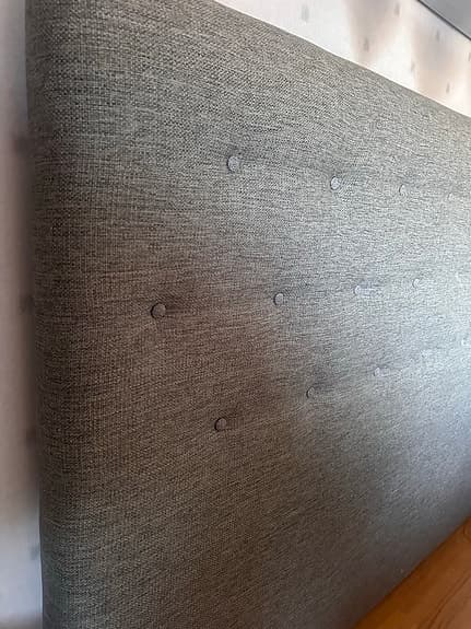 Mio sänggavel grå textil