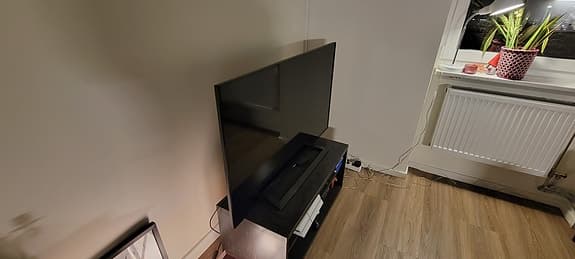 LED TV Philips full HD. 48 tum