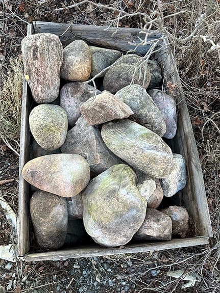 Natursten större stenar blandade storlekar