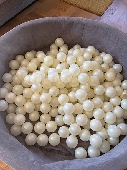 Kidkii bollhav grå med vita bollar