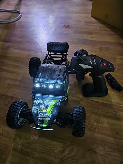 Radiostyrd Bil med fjärrkontroll och battery