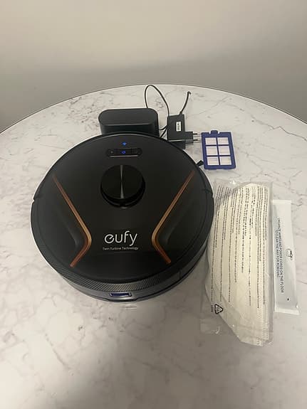 Eufy RoboVac X8 Hybrid