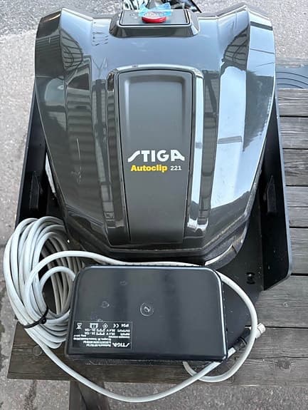 2st Stiga Robotgräsklippare Helt Nya Säljes.