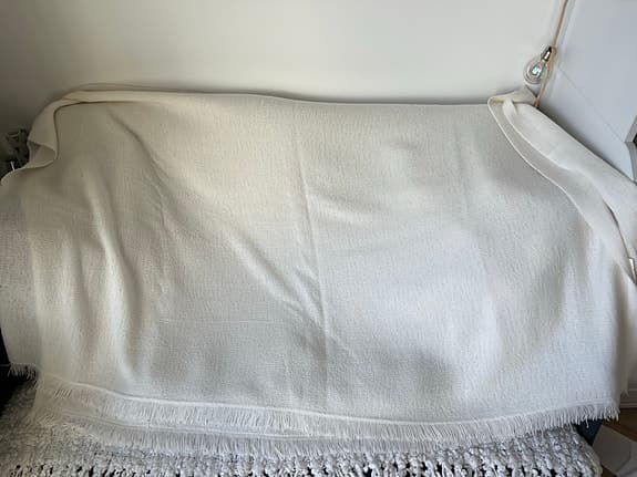IKEA vit pläd med fransar 130x170cm