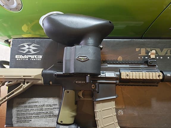 paintball gevär i bra skick !