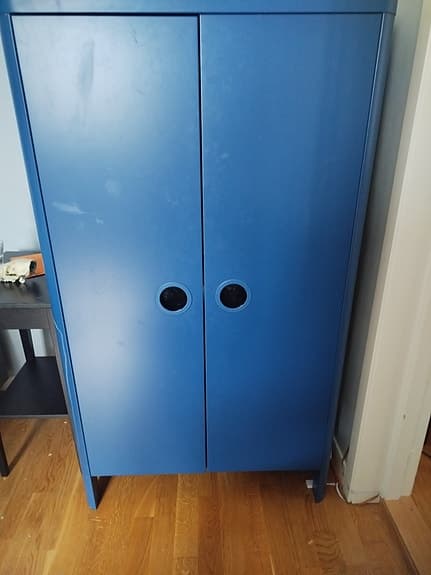Busunge barngarderob blå färg (utgången)