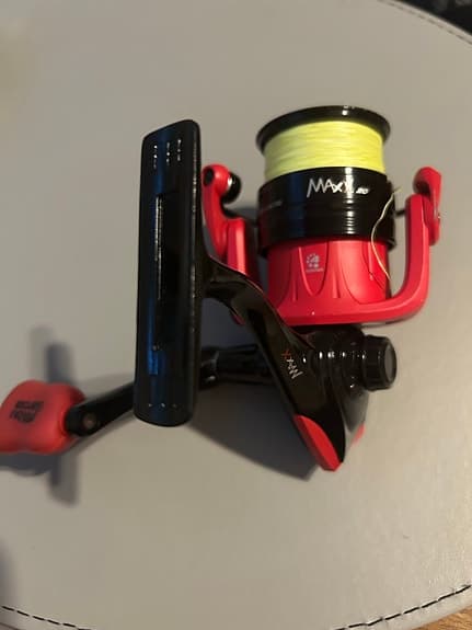 Abu Garcia Max X 20 haspelrulle röd/svart