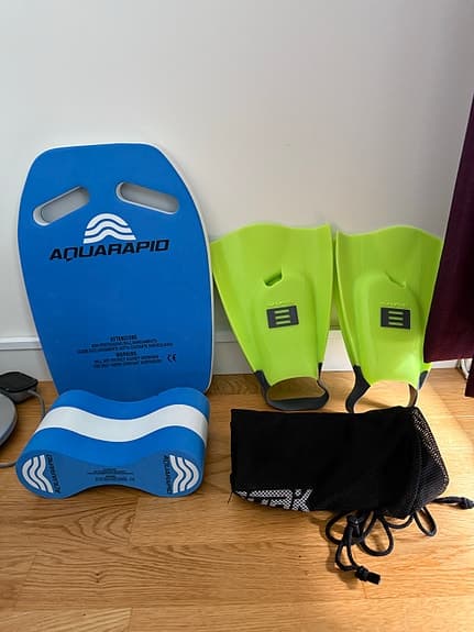 Aquarapid simträningsset kickboard fenor pullbuoy nätpåse blå grön