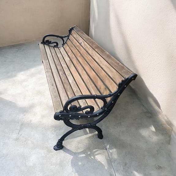 Bänk från Byarums Bruk