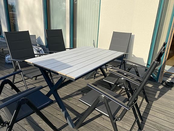Trädgårdsgrupp bord och stolar svart/grå metall