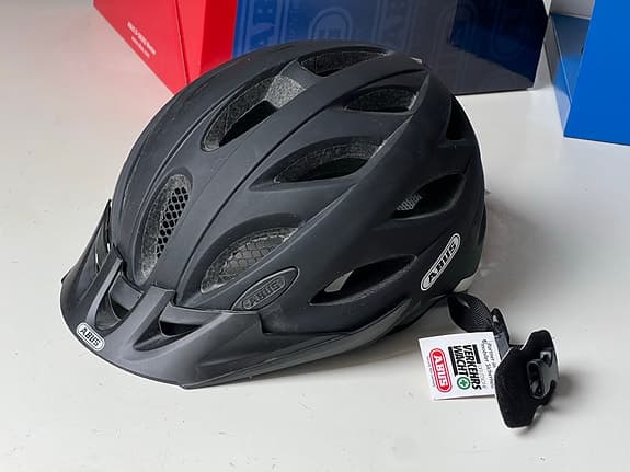 NY Abus ACW Lane-U cykelhjälm 52–57 cm svart