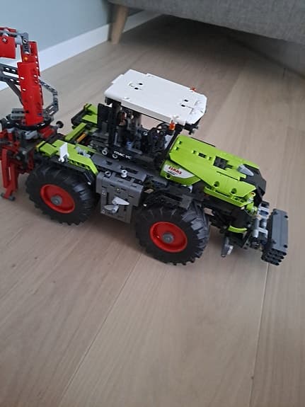 LEGO Technic traktor