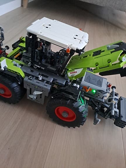 LEGO Technic traktor
