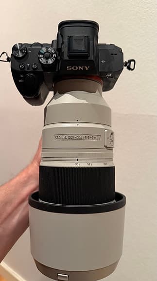 Sony A7R III + objektiv FE 100–400mm f/4.5–5.6 GM OSS vit