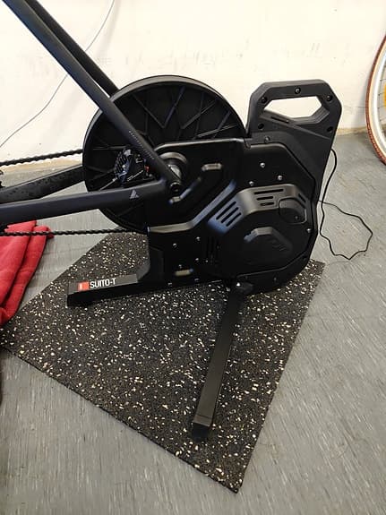 Elite Suito-T cykeltrainer svart