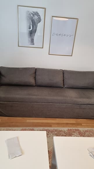 Säljer tre sitts soffa