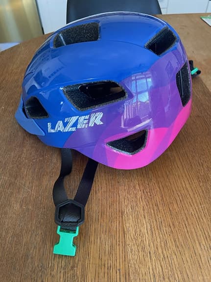 Barncykelhjälm från Lazer Gekko MIPS