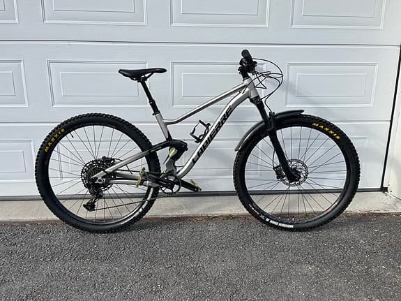 Heldämpad MTB Lapierre 29 tum