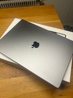 Apple MacBook Pro 16” M1 Max 1TB/32gb ram