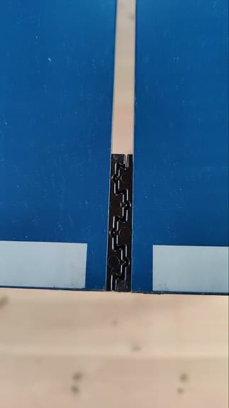 Bordtennisbord, hopfällbart blått.